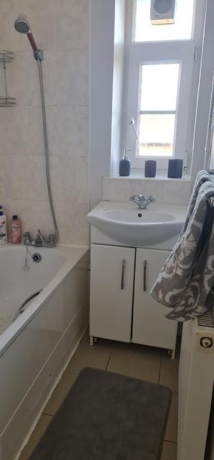 Stylish & Cozy 2-Bedroom Flat In Hoxton & Shoreditch Londen Buitenkant foto